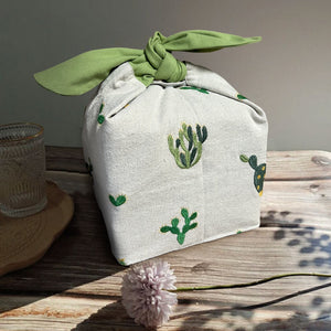 Custom Name Embroidered cactus insulated lunch bag bento bag, zero waste , Eco Friendly lunch box cloth School Gift for her